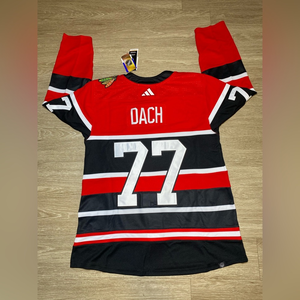 Authentic Adidas Chicago‎ Blackhawks Kirby Dach #77 NHL Jersey Men's Size XL 54 - Picture 11 of 15